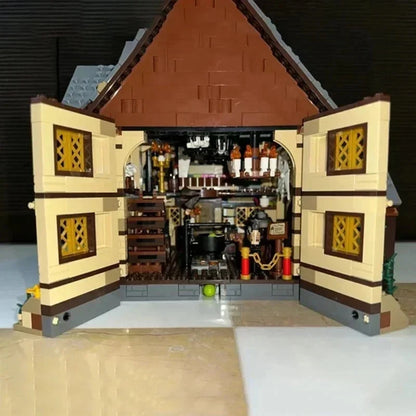 Hocus Pocus: The Sanderson Sisters' Cottage (21341) Building Blocks